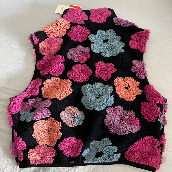 Colourful Flower Vest - Picture 2 of 2